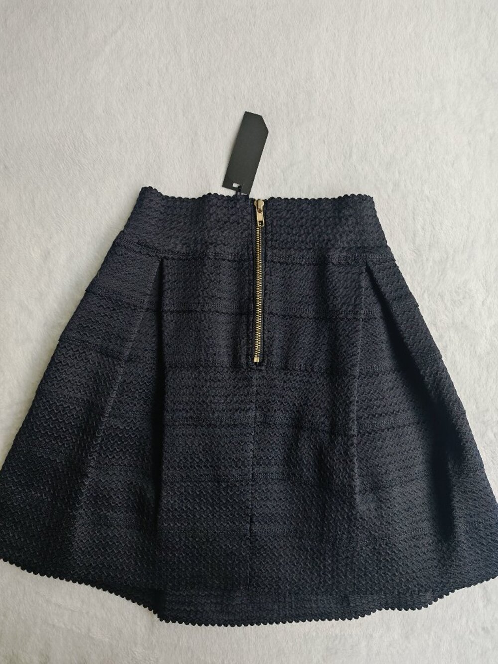 Honey Punch Navy Textured Mini Skirt Size S High Waist Pleated A-Line Gold Zip C - Picture 7 of 12